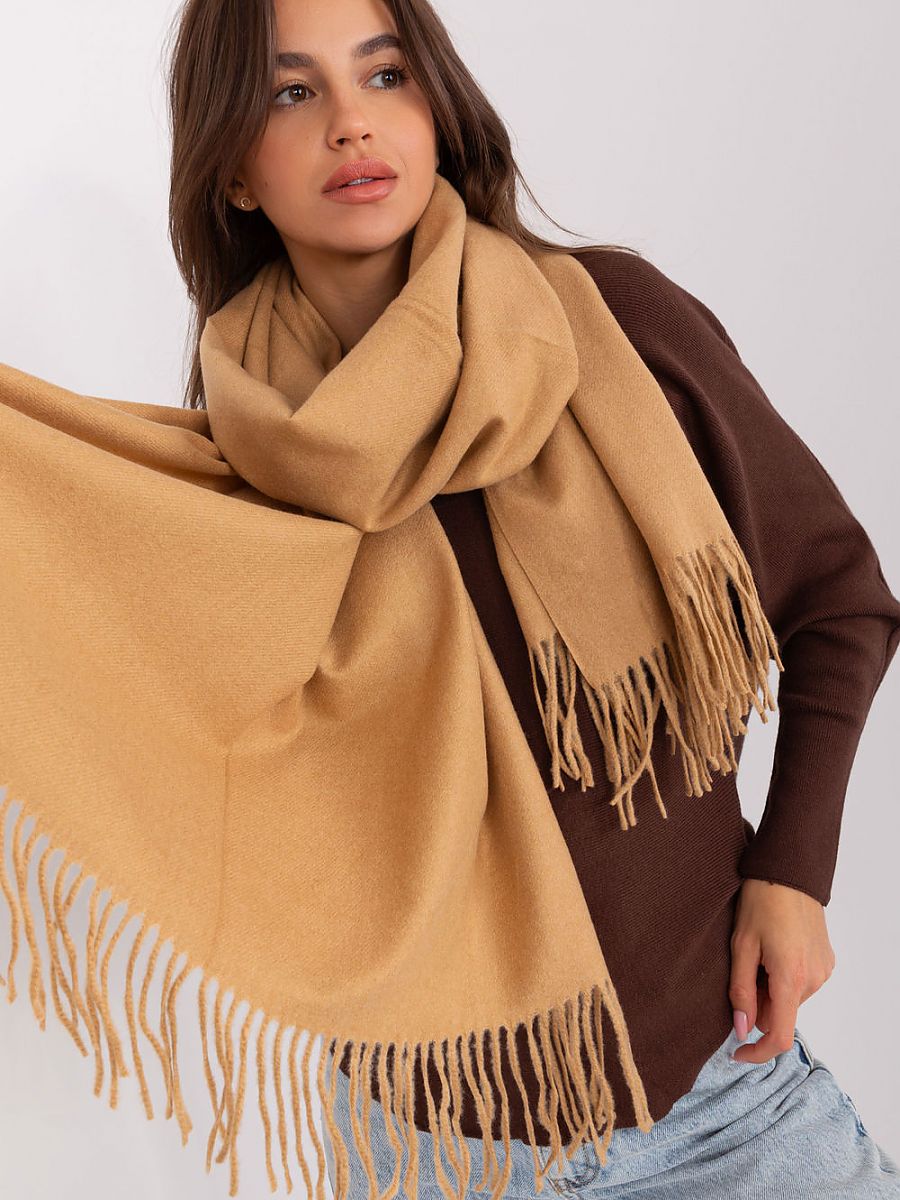 Shawl model 185892 AT-2